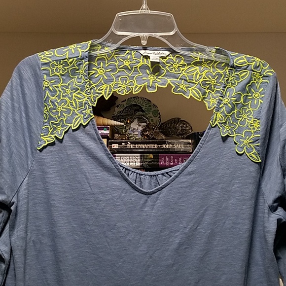 American Eagle Outfitters Tops - AEO stunningly different boho top